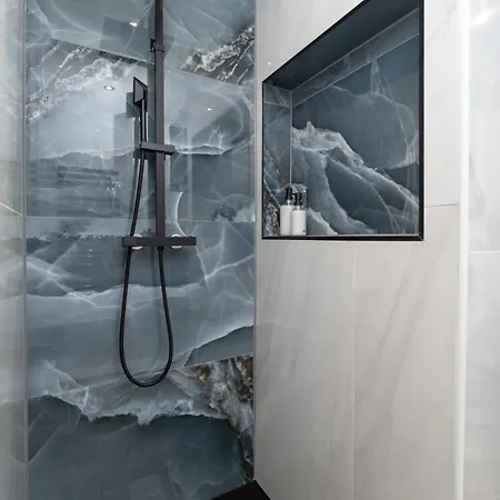 Room, Avec Privatif Тулуза