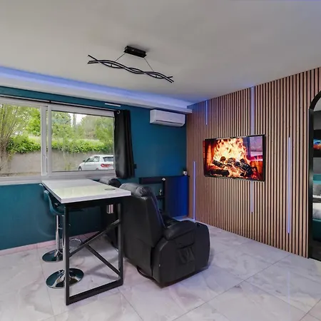 Room, Avec Privatif