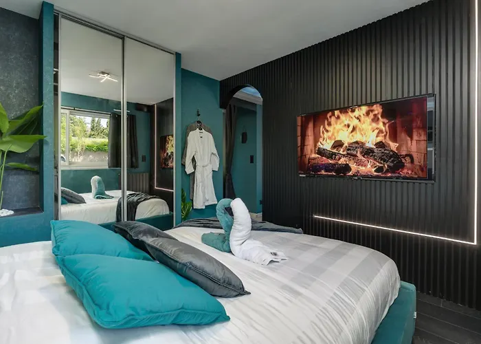 Room, Avec Privatif Apartment *